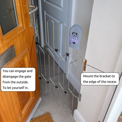 EasyAnswer™ - Front Door Dog Gate